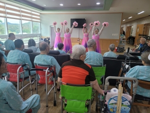 워십공연 '봄날'